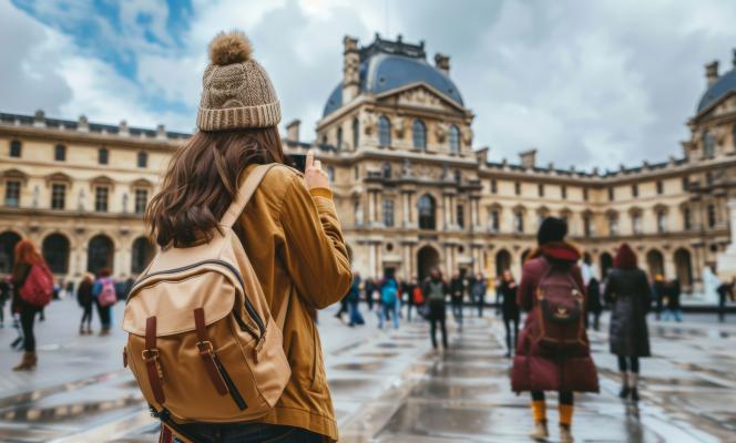 Un Noël Culturel : Profitez des Musées de Paris avec l'Hôtel Le Six & Spa