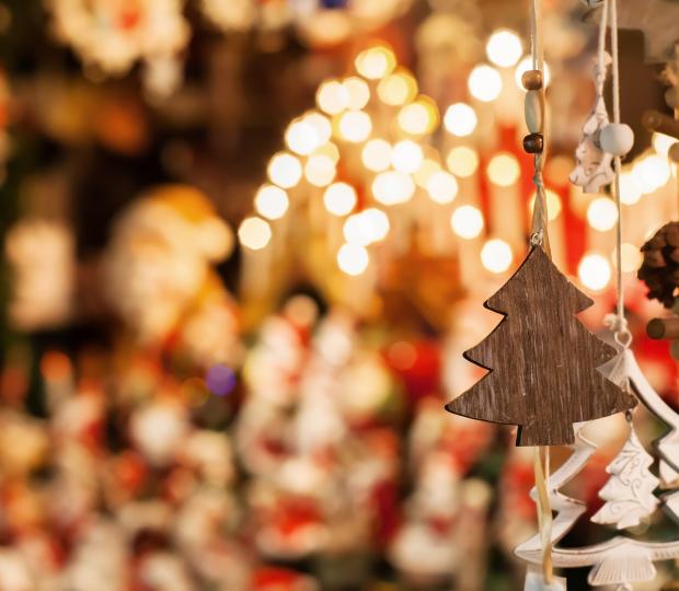 The village spirit of the Saint-Germain-des-Prés Christmas market