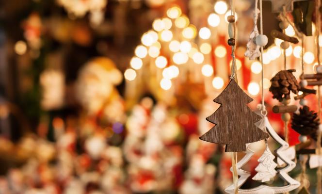 The village spirit of the Saint-Germain-des-Prés Christmas market
